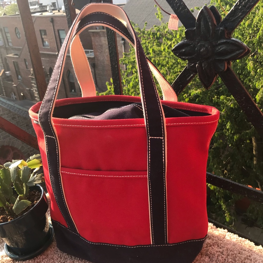 Lands End tote -